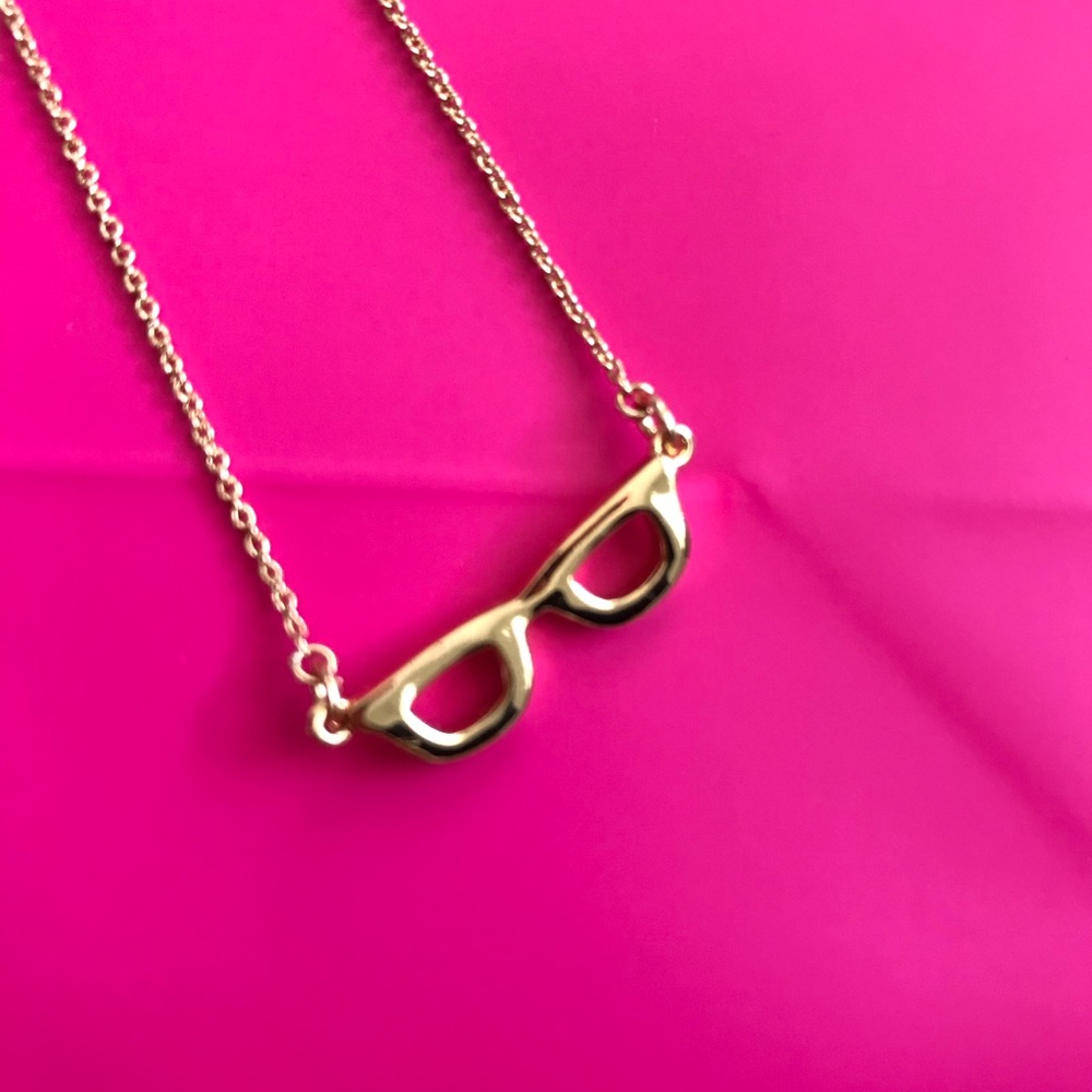 Kate Spade “lookout glasses mini pendant” - Picture 3 of 8